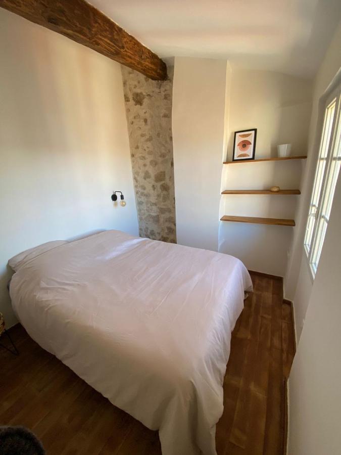 Apartment With Mediterranean Charm In The Heart Of The Provencal Market Antibes Ngoại thất bức ảnh