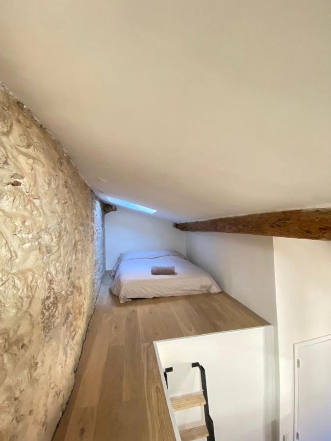 Apartment With Mediterranean Charm In The Heart Of The Provencal Market Antibes Ngoại thất bức ảnh
